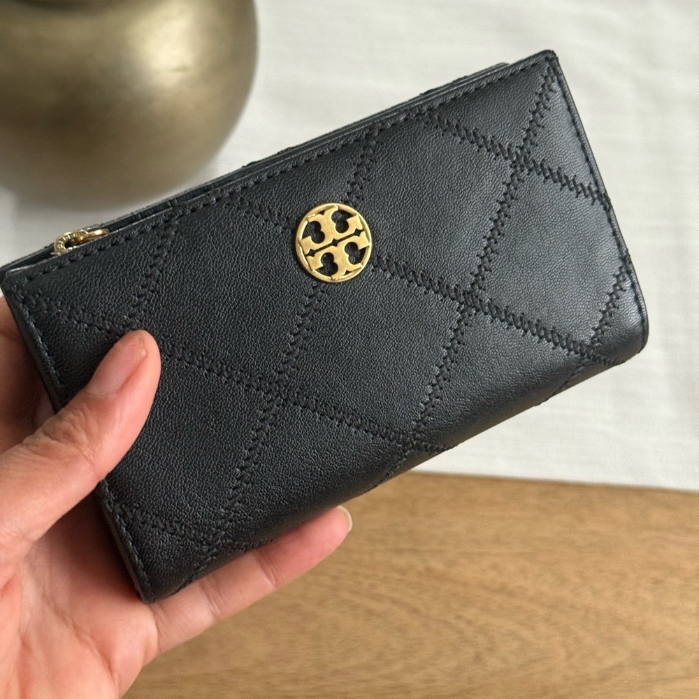 New250+! Tory Burch Women's Willa Medium Wallet